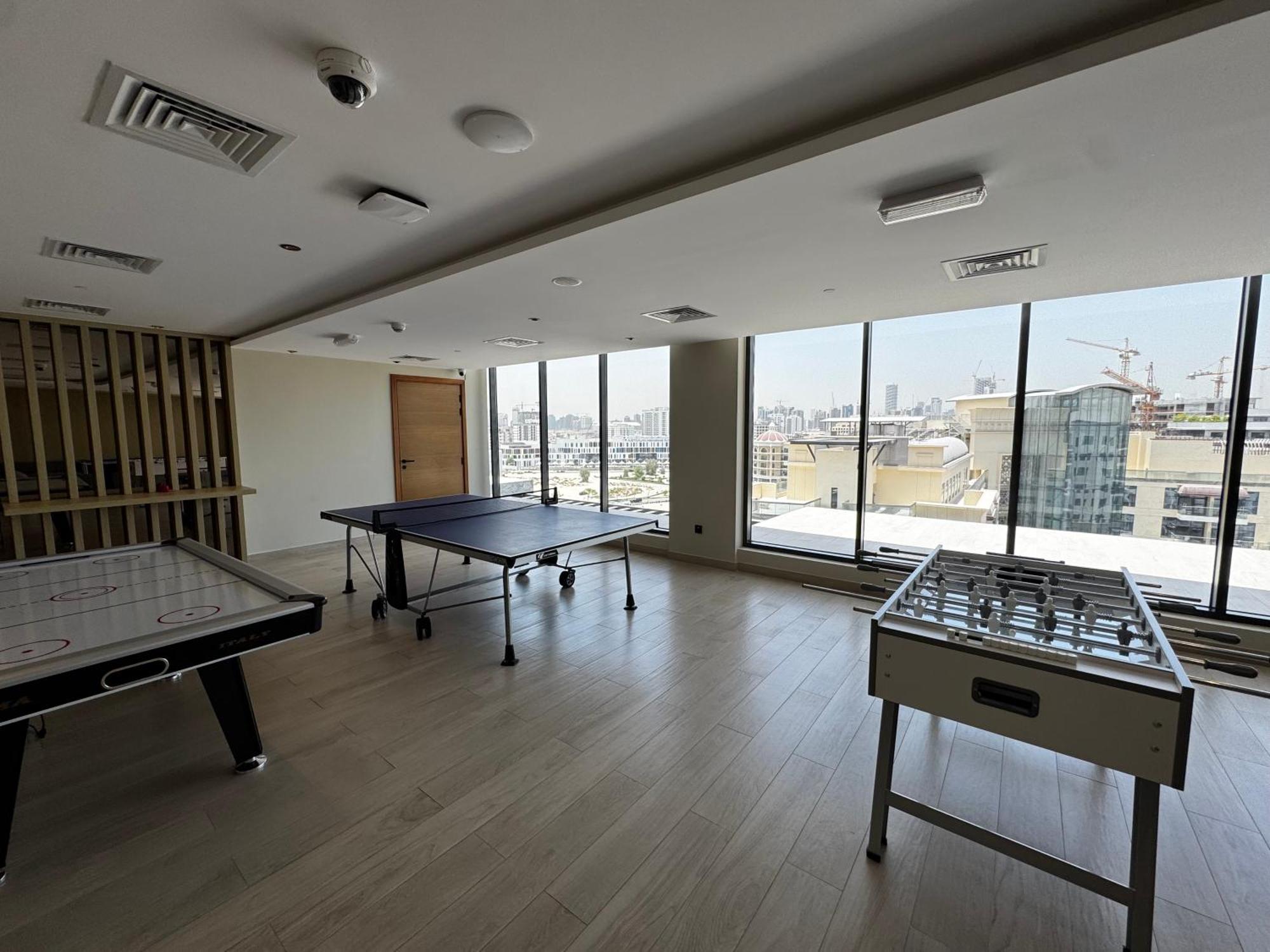 Apartment Designer 1br Flat - Prime Gardens - Near Everything Dubai